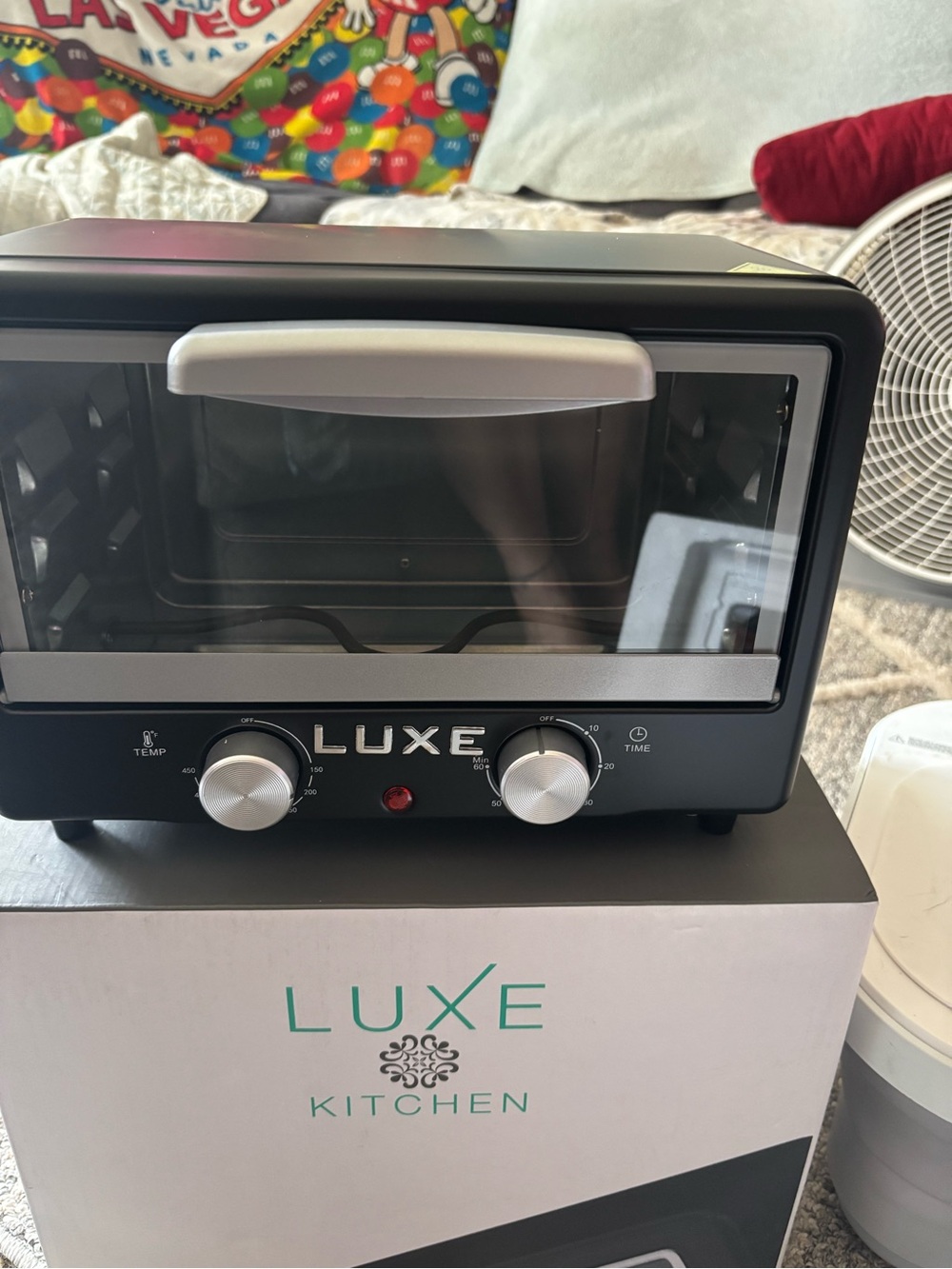 Luxe Black and Silver Compact Countertop Toaster Oven